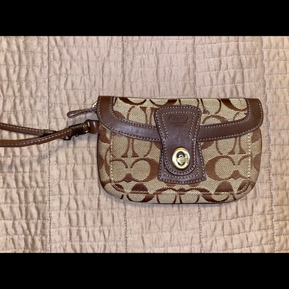 Coach Bags Vintage Coach Wristlet Poshmark